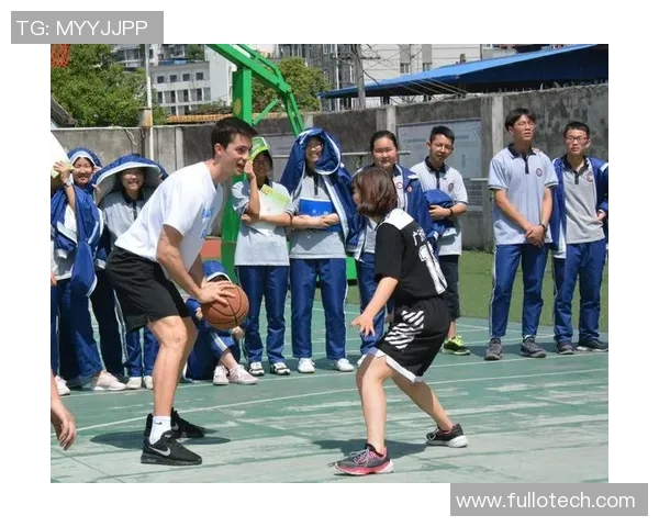 武汉篮球队在钻石联赛中的团队配合与战术执行分析