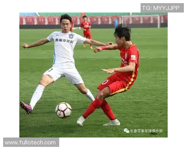 深圳足球队以67分领跑联合会杯积分榜展现强劲实力 深圳足球队以67分领跑联合会杯积分榜展现强劲实力